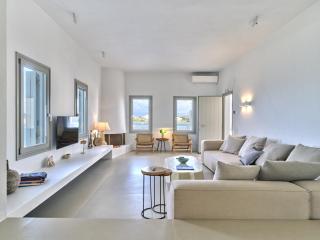 "Big Blue" Luxury Seafront Villa - Beach Access - Naousa, Paros - 7