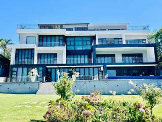 H & H Boutique & SPA - 9