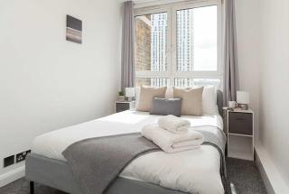 3 Bedroom Old Street Apartment - City Views - 5