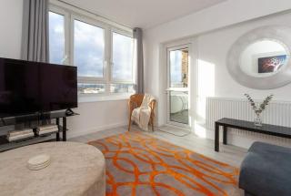3 Bedroom Old Street Apartment - City Views - 0