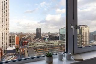 3 Bedroom Old Street Apartment - City Views - London - 8