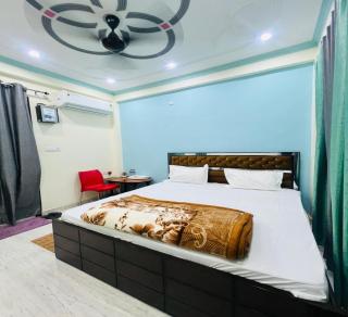 Vandana Palace - 4