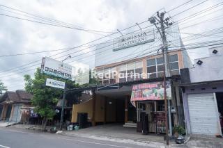 Wisma Handayani Syariah RedPartner near RSUD Wonosari - 5