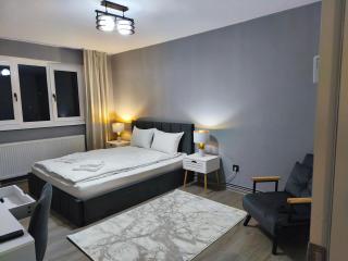 Lyra Apartment 2 - 0
