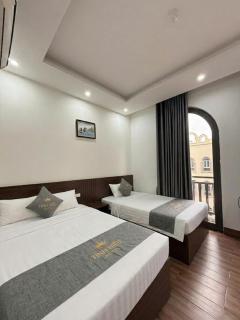 TH Hotel - 3