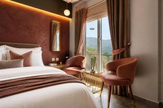 Luxury 3 Bedrooms Private Cottage with Panoramic Mountain Views Murree - 3