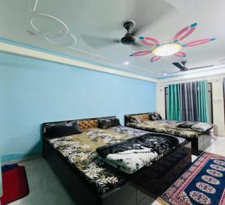 Vandana Palace - 0