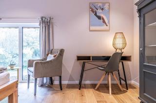 Traditional Architecture Meets Modern Design - 5