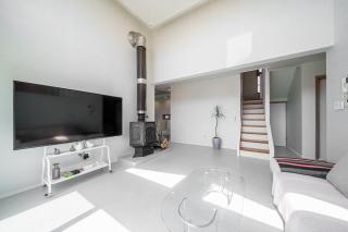 Stay Eirene - 8