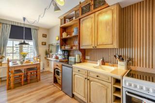 1 Bed in West Bay oc-c42470 - 2