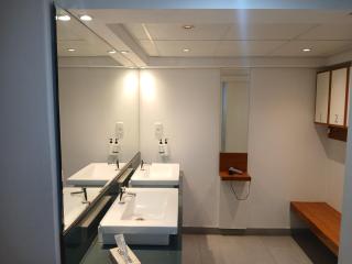 Safari Hotel Apartments - 1