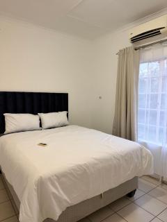Vellora Haus - 8