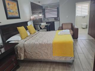 Kuiersaam Guesthouse Luxurious & Mordern Accommodation - 5