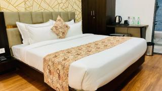 SoonStay Rove Inn - 1