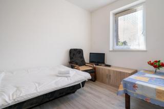 Staromiejska Standard Apartments by BookingHost - 1