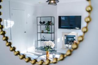 Modern 3BED - Liverpool Centre - Parking - Sleep 5 - 7