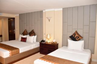 The Green Shadow Business Hotel - 2