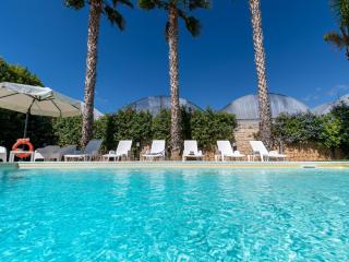 Spacious Coastal Villa with Pool in Scicli - 1