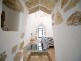 Luxury Trullo Retreat with Jacuzzi - 5