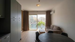 Morina Court Seafront Apartments at Spinola Bay - 4