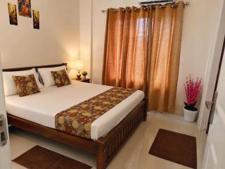 Sri Krishna Sannidhi Inn, Entire Flat 100m from Guruvayur Temple, East Nada - 9