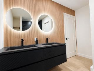 Studio Elvis with AC 5 min downtown Unit 9 - 6