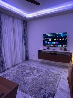 Beachfront Luxury Apartment in Selena Bay 5 Pools, Private Beach Kitesurfing - 2
