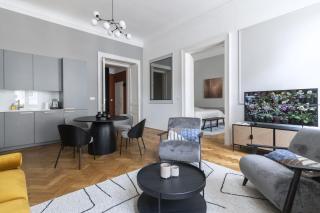 Charming 2-Bedroom Apartment in the Heart of Prague - 0