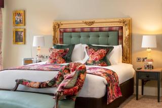 The Kings Arms and Royal Hotel, Godalming, Surrey - The Coaching Inn Group - 4