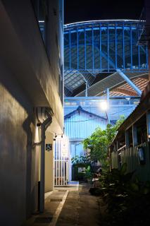 East Gate Hotel - 1