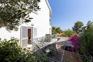 Apartments with parking space Zavala, Hvar - 8710 - 1