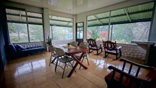 Miravalles Volcano House Dormitorio con Terraza - 1