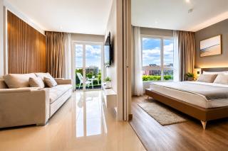 Bright Modern 1BR Condo Near Central Phuket with Pool Gym and Cinema - 0