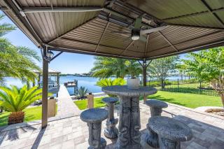 Private Beach & Pool Retreat, Dock, Kayaks & Dolphin Views - Seabird Shenanigans - Roelens - 3