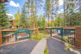 Starfire 1972 by SummitCove Lodging - 6