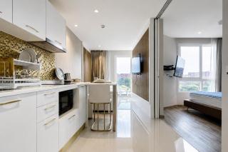 Cozy 1BR Condo Near Central Phuket with Pool Gym Game Room and Cinema - 1