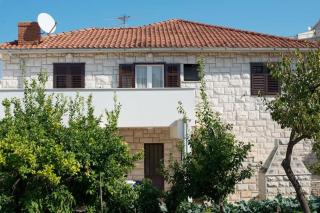 Apartment Tonči - 1