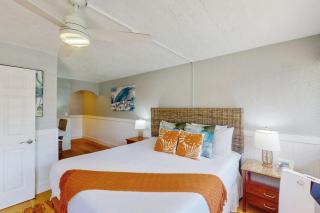 Prince Kuhio 323 - 3