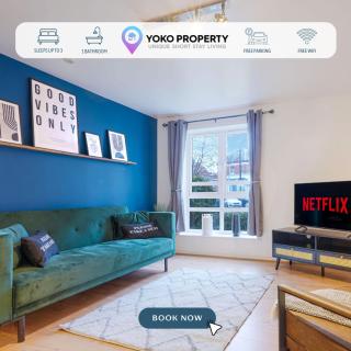 Stylish Apartment - Fast WiFi, Smart TV, and Free Parking by Yoko Property - 0