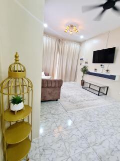 Homestay THE INDRA - 2