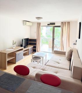 Przno 1BR Residence by Blue Horizon with Pool - 8