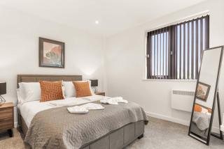 Lovely 1 Bedroom Apartment in Leeds w WiFi - 8