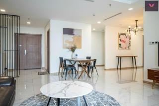 Landmark 81 Royal Heights Residence - 1
