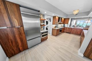 Luxury 3BR Oceanfront Penthouse with Views - 5