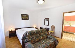 Quiet retreat with terrace - 1