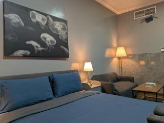 Entire rental 2 guests1 bedroom1 bed1 bath - 3