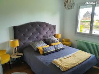 Grande maison normande, vue mer à 75 metres de la plage, équipé spa de nage - 1
