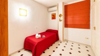 Apartamento Duna en Dénia, Urb Playa Grande, con vistas al jardín, piscina y acceso directo a la playa by Family Homes - Dénia - 1