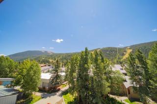 Ski Run 302 by SummitCove Lodging in Colorado - 1