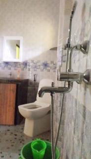 Emmanuel Home Stay Ac and Non Ac - 1